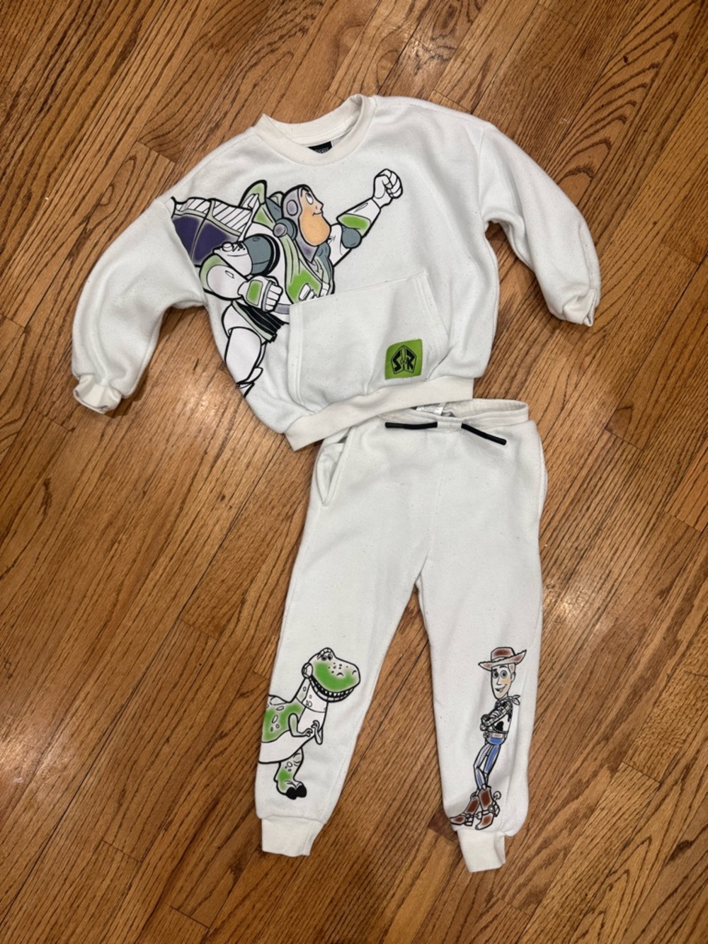 Disney Pixar Buzz Lightyear & Toy Story Sweatshirt + Joggers Set 4T